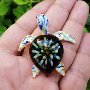 Glass sea turtle, hand blown glass sea turtle, glass sea animals, sea turtle ornament, sea turtle figurine, turtle figurine, glass figurine