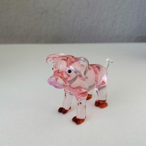 Glass Pig, hand blown glass pig figurine, pig ornament, art glass pig, glass animals, murano pig, miniature pig, glass figurine