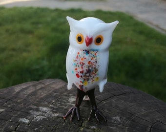 Glass owl figurine, hand blown glass owl, miniature owl, murano owl, owl ornament, glass figurine, glass animals, glass bird, art glass owl