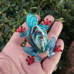 Glass frog, hand blown glass frog figurine, frog ornament, murano frog, glass reptiles, glass animals, glass figurine, glass collectible