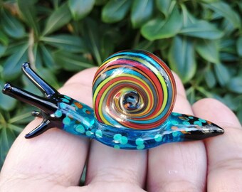 Glass snail, glass snail figurine, miniature snail, glass mollusc, snail ornament, murano snail, glass figurine, glass animals