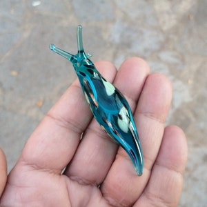 Glass slug, glass slug figurine, murano slug, slug ornament, colorful slug, hand blown slug figurine, glass figurine glass animals