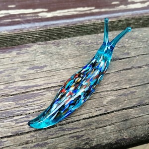 Glass slug, glass slug figurine, murano slug, slug ornament, colorful slug, hand blown slug figurine, glass figurine glass animals
