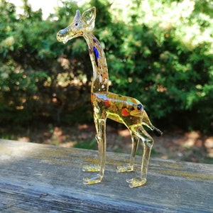 Glass giraffe, glass giraffe figurine, giraffe ornament, murano glass giraffe, glass animals, glass camelopard, glass figurine