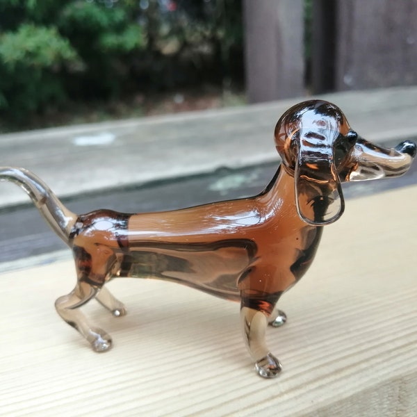 Glass dachshund, glass dachshund figurine, hand blown glass dog, glass animals, murano dachshund, miniature dachshund, dachshund ornament