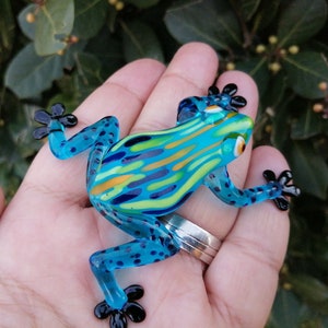 Glass frog, hand blown glass frog figurine, frog ornament, murano frog, glass reptiles, glass animals, glass figurine, glass collectible
