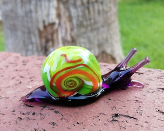 Glass snail, glass snail figurine, miniature snail, glass mollusc, snail ornament, murano snail, glass figurine, glass animals