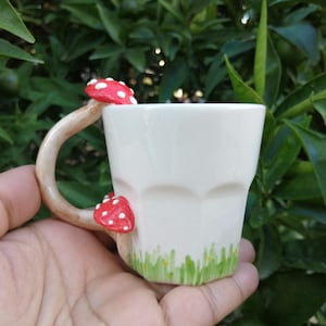 mushroom coffee mug, ceramic mug with mushroom, mushroom engraved mug, nature themed coffee mug, handmade ceramic mug, christmas gift