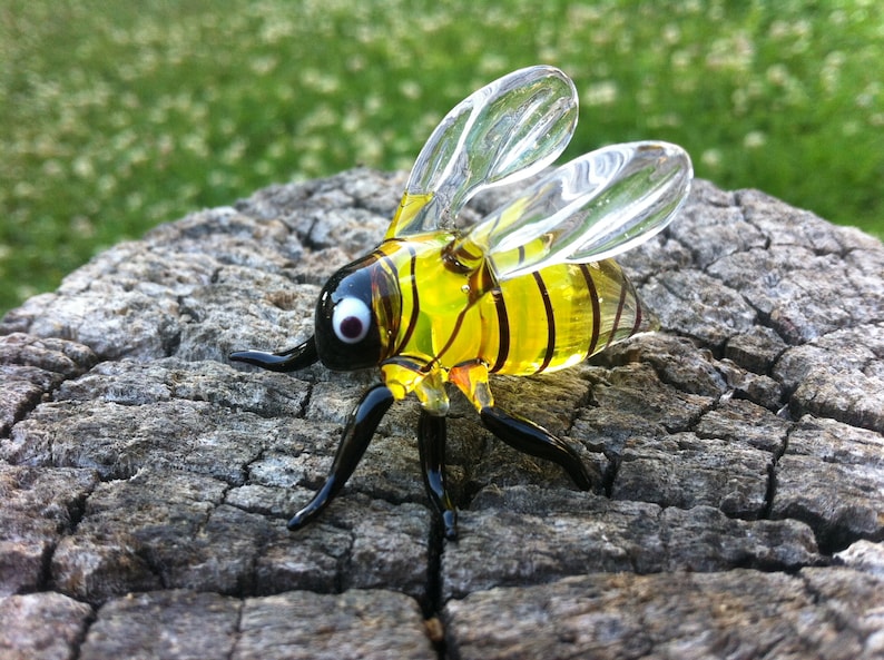 glass animals art glass bee hand blown glass bee murano bee figure glass honey bee glass insect bee ornament Glass bee figurine