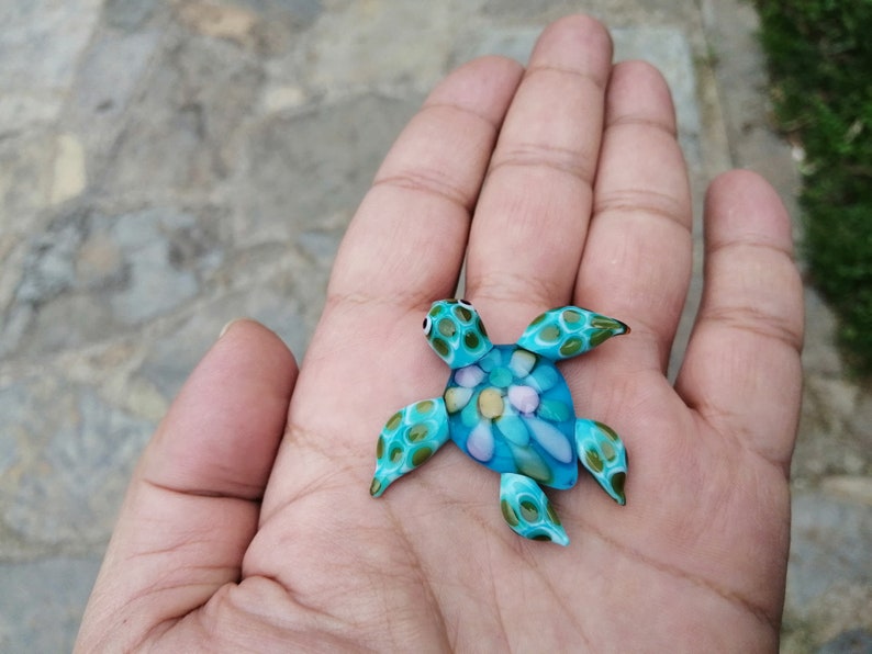 chantubtimplaza Blue Sea Ornament Animal Hand Miniature Crystal Art Turtle Blown Glass Figurine Thailand chantubtimplaza Blue Sea Ornament Animal Hand Miniature Crystal Art Turtle Blown Glass Figurine Thailand