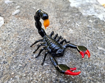 glass scorpion, glass black scorpion, scorpion ornament, murano scorpion, glass animals, glass insect, glass collectible, glass figurine