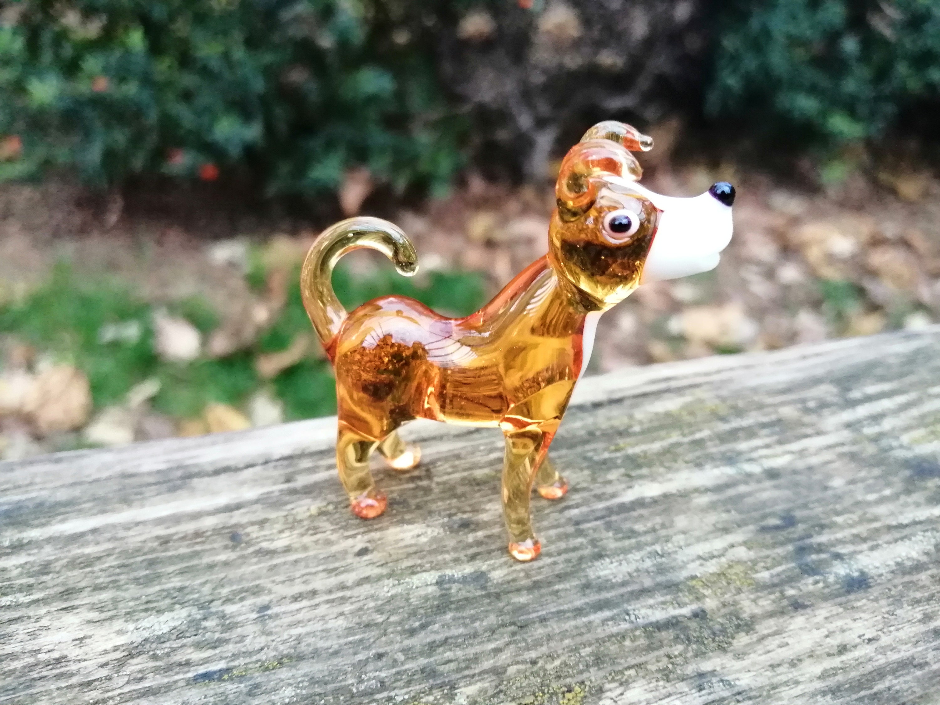 Glass dog figurine Clearance