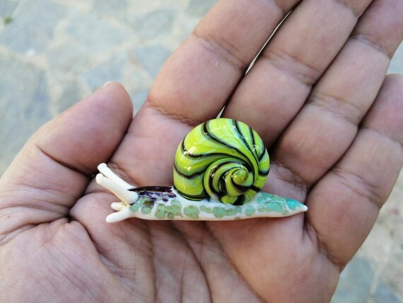 1pc décoratif chic exquis simulation escargot miniature accessoire