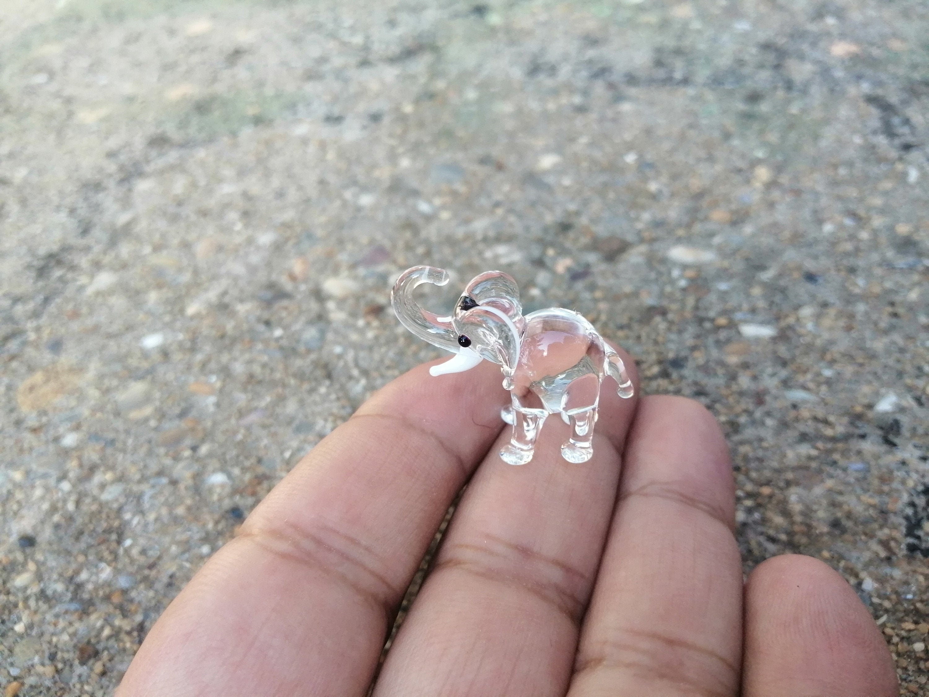 Glass elephant figurine, small elephant, murano elephant, elephant ornament, glass figurine, glass animals, cute miniature elephant