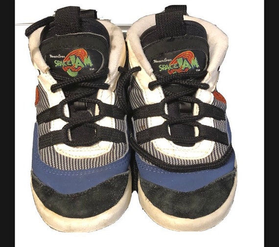 Original Vintage 1996 Space Jam Kids Shoes Size 12 - image 3