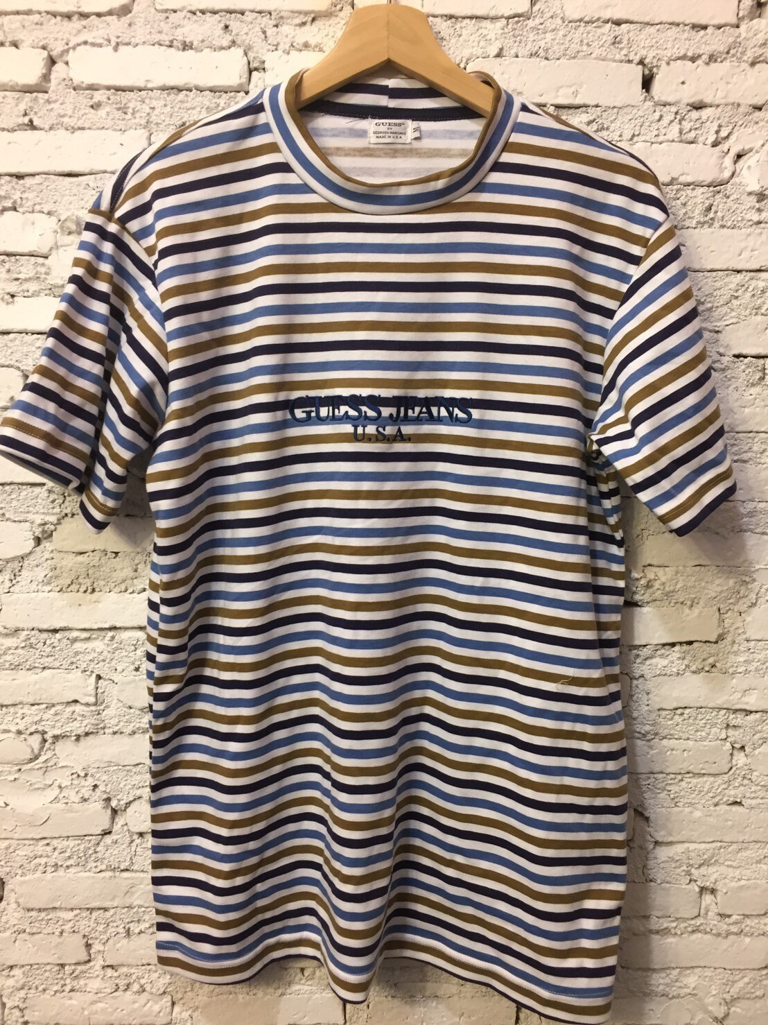 guess multicolor t shirt