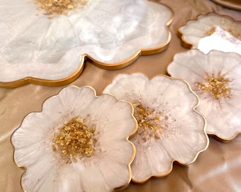 Large Flower Shape  Gold Accented Tray with Matching Flower Coasters Set