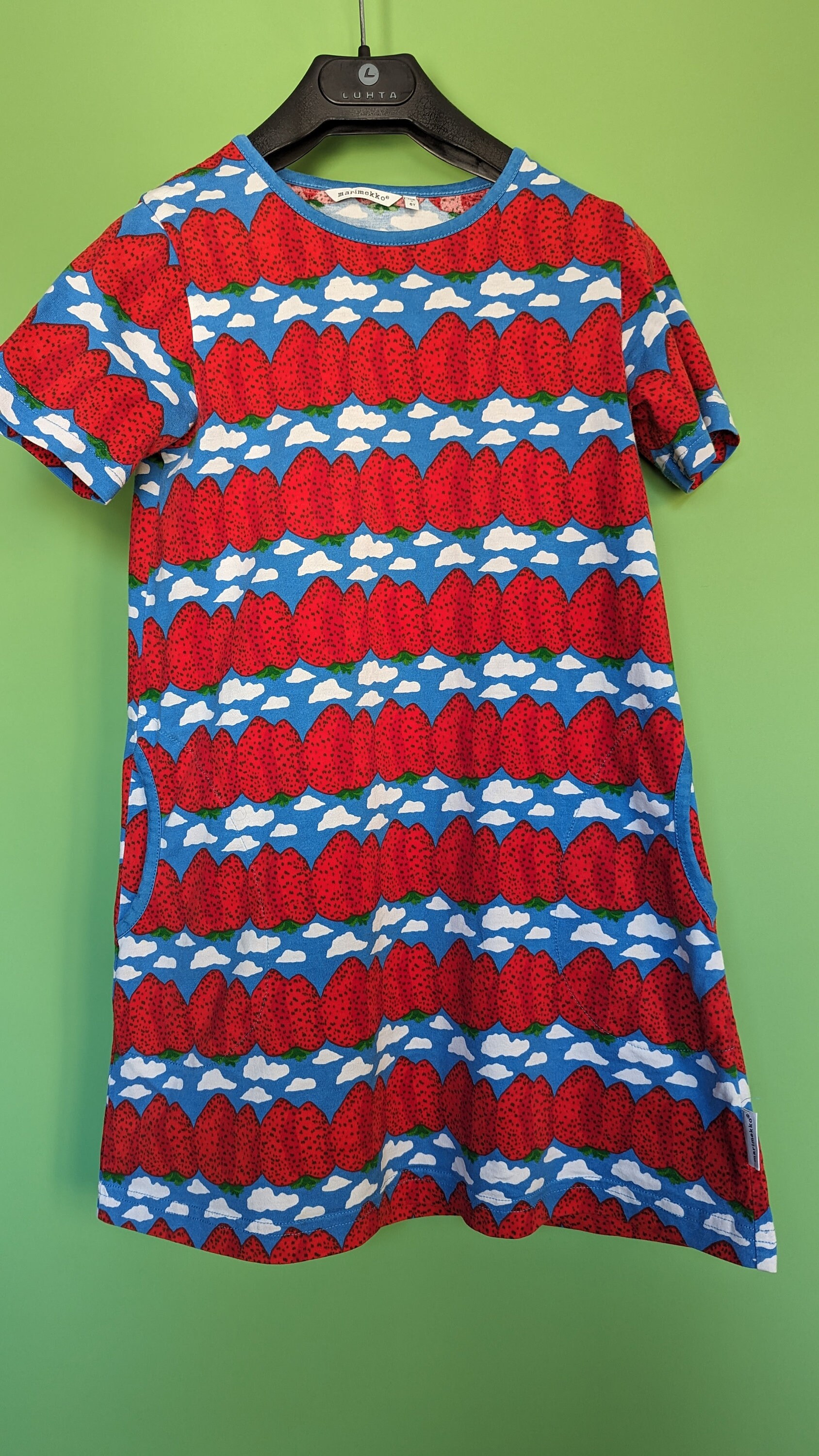MARIMEKKO Blue/red/white Cotton T-shirt Dress Pockets Strawberries  Mansikkavuoret Print Approx Age 6 Size 116 - Etsy India