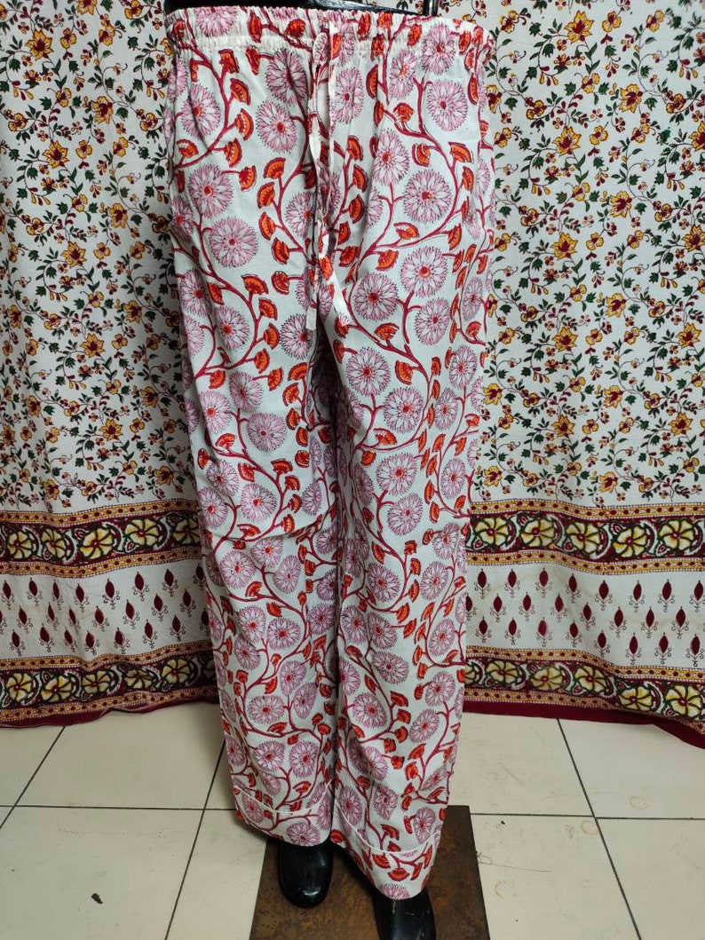 Hand Block printed Cotton Nightwear For women .100/% Natural cotton fabric cotton pants and Shirt and bag. Made with Organic cotton Fabric