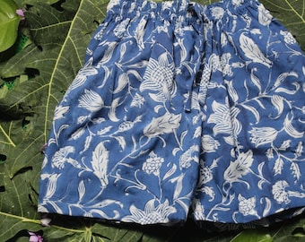 100% Cotton Hand block printed Shorts with elastic and drawstring , Very soft and comfortable Indian cotton Payjama shorts. Gives Cool look.