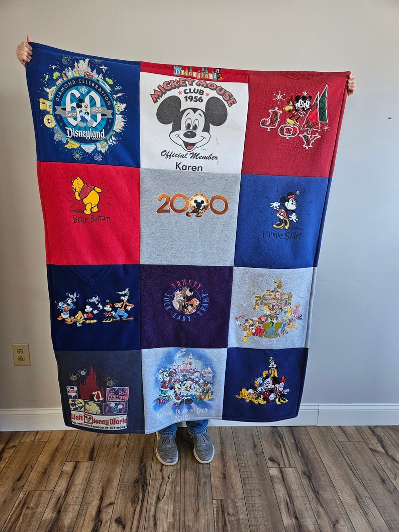 Custom Blankets made from t-shirts, jerseys an other shirts with Fleece backing image 10