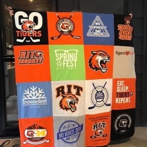 Custom Blankets made from t-shirts, jerseys an other shirts with Fleece backing image 6