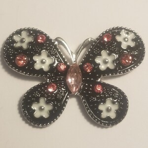 Pink Flowered Butterfly Needle Minder