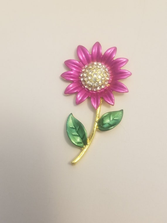 Daisy Needle Minder