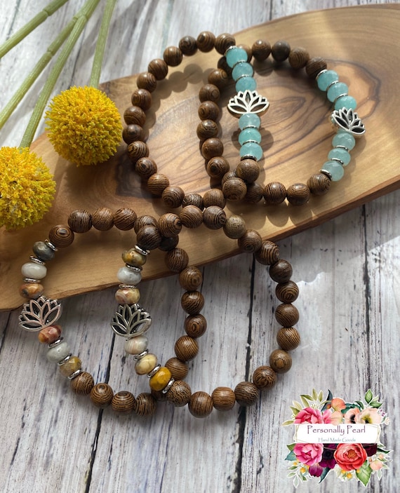Lotus bead bracelet deals