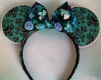 Haunted Mansion Inspired Teal Wallpaper Minnie Mouse Ears