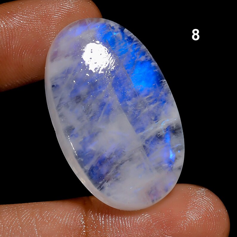Tutte le forme miste, pietra preziosa di pietra di luna arcobaleno, cabochon di pietra di luna blu fuoco, cristalli di pietra di luna arcobaleno bianca naturale e retro piatto lucidati a mano. 8. 34X21X6mm 46Crt