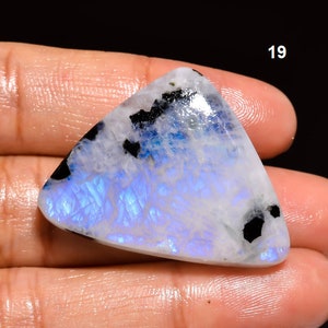 Rainbow Moonstone Gemstone, Rainbow Moonstone Cabochon Blue Fire Moonstone, Pear Oval Moonstone White Stone 19. 45ct 35x26x6mm