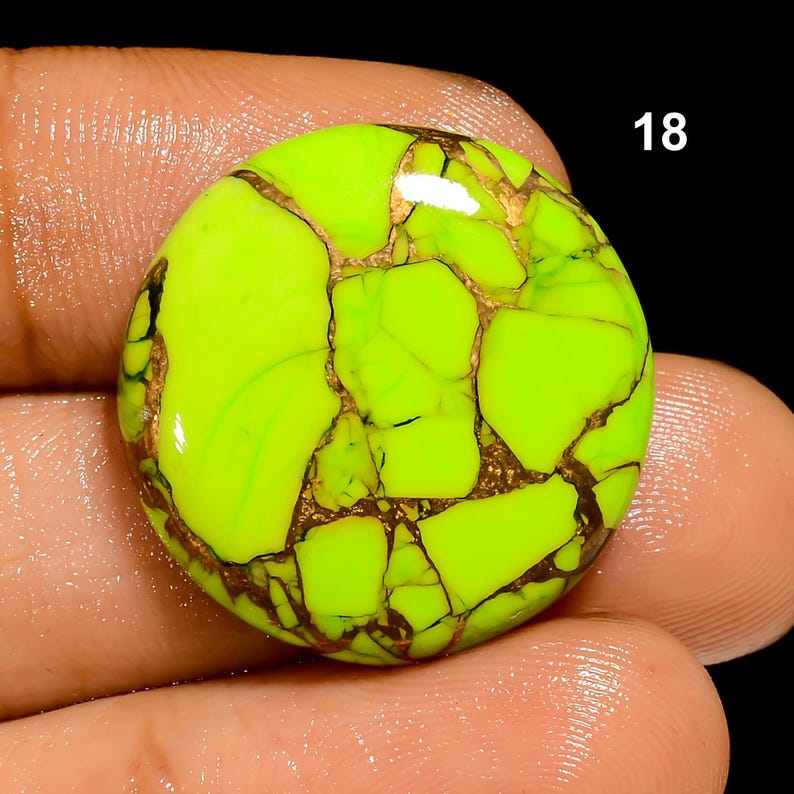 Green Mohave Turquoise Cabochon For Jewelry Making, Crafts 18. 23X23X5mm 24Crt