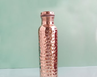1L Pure Copper Water Bottle Leak-Proof Hand Hammered Ayurvedic Yoga Health Benefits for Hydration Eco-Friendly Wellness Gift