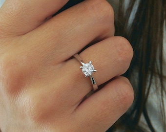 Anel solitário com diamante redondo em ouro branco 18k, diamante de meio quilate 0,53 G vs1