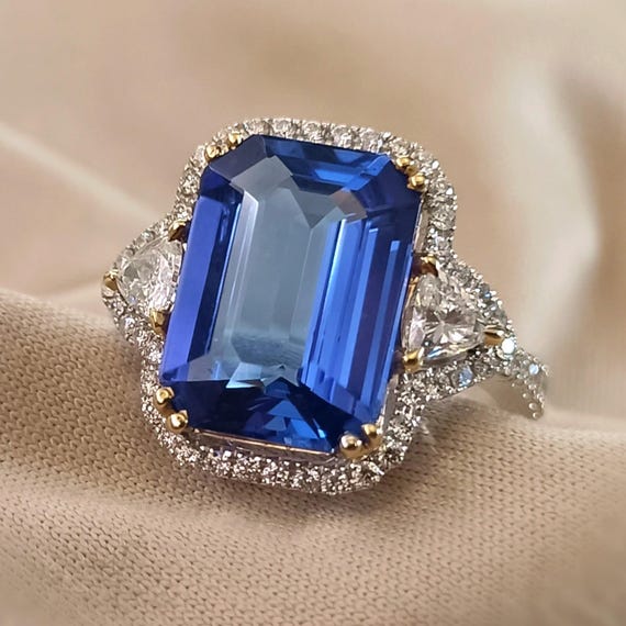 Emerald cut Tanzanite engagement ring in 18k white Gold, Trillion cut  Diamond ring