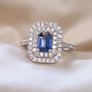 Blauwe saffier en diamanten ring 18k wit goud, Emerald Cut Sapphire Ring, dubbele ronde verlovingsring