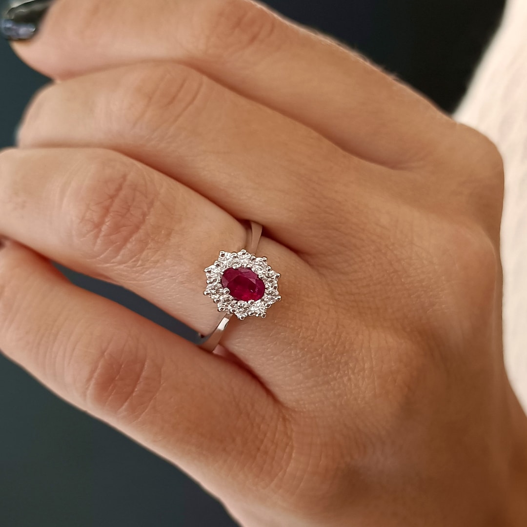 Bague de fiançailles saphir et diamants vintage - atelier de joaillerie