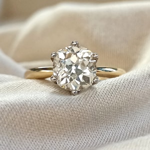 Certified old mine cut Diamond solitaire ring in 18k Gold, 2 carat antique Diamond ring