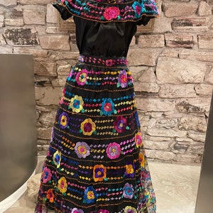 Amazing Chiapas Embroidered Folklorico Set Size S