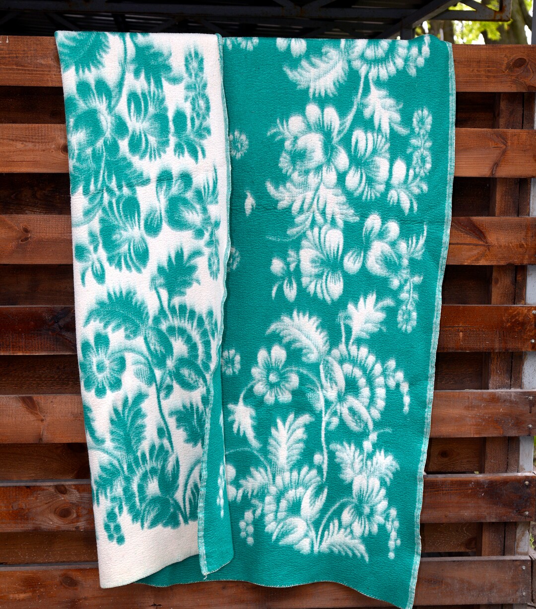 Woolen Green Doublesided Blanket. Heavy Woolen Blanket.wool Blanket