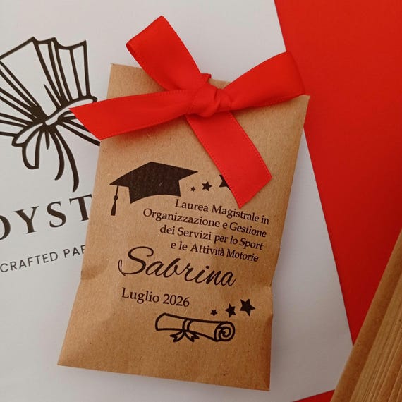 Sacchetti carta kraft bomboniere laurea personalizzati 10 grafiche tocco pergamena Arcobaleno Confettata università