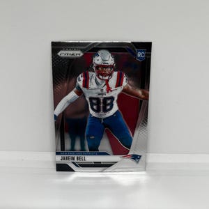 Patriots de la Nouvelle-Angleterre, numéro 337 de Jaheim Bell; Débutant ; Football Panini Prizm 2024