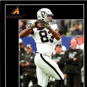 Darren Waller #34 Las Vegas Raiders; Pinnacle; Panini NFL Chronicles 2021