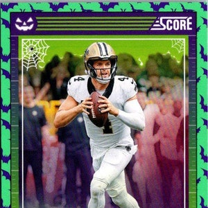 Derek Carr # 199 des Saints de la Nouvelle-Orléans ; chauves-souris vertes ; Ballon de football pour un match Panini 2024