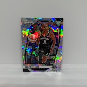 Jaylyn Sherrod #33 New York Liberty; Novato - Prizm de gelo rachado; Panini WNBA Prizm Basquete 2024