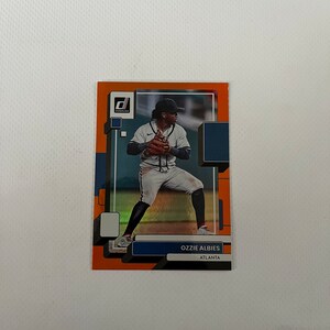 Ozzie Albies #197 Atlanta Braves; Orange Parallel; Panini Donruss Baseball 2022
