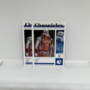 Drache Lee #18; Anfänger; Panini WWE Chroniken 2023