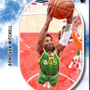 Donovan Mitchell #8 Utah Jazz; Skyview-Einsatz; Panini NBA Basketballkörbe 2021