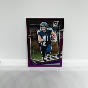 Austin Hooper #172 Tennessee Titans; Seizoensstatistieklijn - Genummerd 249/444; Panini Donruss Voetbal 2023